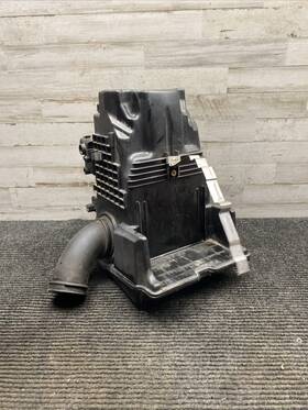 7720045-01 Bmw Used Airbox Air Filter Box Fits 2014 R 1200 Rt K26