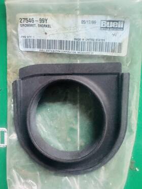 27546-99y Buell Nos Authentic Grommet Intake Snorkle Part # New In Package