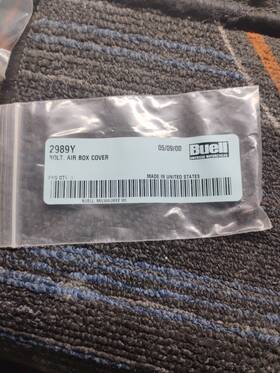 Buell 2989y Oem Air Box Cover Bolt Nos