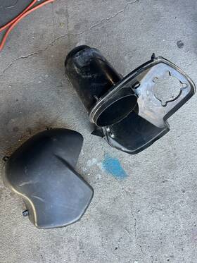 P0557.t Buell 2005 Blast 500 Airbox Intake Manifold