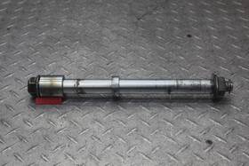 Harley Davidson 2205663 2006 Harley-davidson Sportster 1200 Custom Xl1200c Front Axle