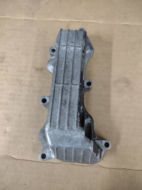 Honda 15621-mv9-670 93 1993 Cbr600f2 Cbr 600 F2 Oil Cooler Cover