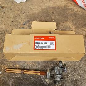 Honda 16950 Mzo 033 Valkrie Interstate Petcock Fuel Tank