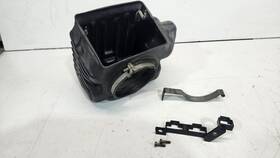 17205-422-305 Honda 1979 Cbx 1000 Supersport Air Box Chamber Filter Oem