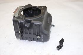 17205-ma2-305 Honda 1981 1982 Cbx A 1000 Supersport Oem Air Intake Box