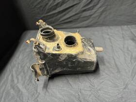 17210-hp5-600 Honda Oem 2008 Rancher Air Box With Lid Pre Sealed Putty Can Peal Off Easy