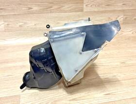 17210-kz4-j00 Honda 1998-1999 Cr125r Oem Air Filter Cleaner Box Case Housing Airbox