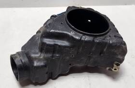 17210-mf5-000 Honda 1986 Shadow 500 Vt500c Oem Airbox Air Intake Filter Box 23.827