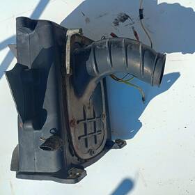 17212-mn1-670 Honda 1991-1996 Xr250 Oem Air Cleaner Case 17212-mn1-670 Honda 1991-1996 Xr250 Oem Air Cleaner Case