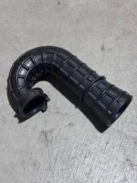 17253-kyk-d10 Honda 2019-2025 Crf110 Rubber Intake Tube Oem