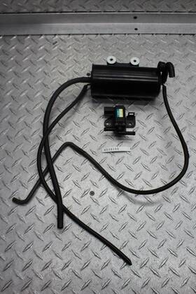 17410-mcs-l01 Honda 2007 St1300 Evap Vapor Charcoal Emission Canister And Sensor