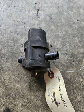 17551-mn5-000 Honda 98-01 Valkyrie 1500 Gl1500 Air Valve Solenoid Canister Tank