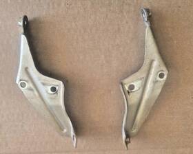61106-hp1-600 Honda 61105-hp1-600 2007 Trx450er Trx 450 Er Headlight Stays