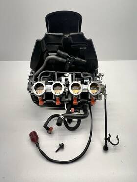 11010-1806 Kawasaki 2022 2023 Ninja Zx6r Zx636 Air Box Intake Throttle Body Fuel Injectors