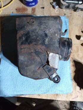11011-012 Kawasaki 1972 F7 175 Airbox