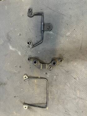 11049-1538 Kawasaki 98-04 Vulcan Nomad 1500 Vn1500 Air Cleaner Bracket Left Right Set