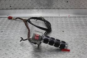 2199330 Kawasaki 2000 Vulcan 800 Vn800b Right Bar Kill Switch Throttle Assembly 2199330 Kawasaki 2000 Vulcan 800 Vn800b Right Bar Kill Switch Throttle Assembly