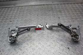 2205798 Kawasaki 2004 Ninja 250r Ex250f Passenger Footpegs