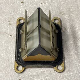 12021-1060 Kawasaki Original Oe 1987 87 Kx80 Kx 80 Oem Reed Reeds Block 12021-1060 Kawasaki Original Oe 1987 87 Kx80 Kx 80 Oem Reed Reeds Block