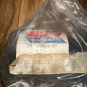 2h7-14453-00-00 Nos Yamaha Xs1100 Ft78-81 Air Cleaner Joint Oem