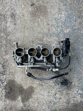 13405-02h01 Suzuki 2006 07 Gsxr 750 Throttle Bodies Bodys Body Stva Tps Injector Primary Secondary