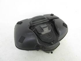 13700-10f00 Suzuki 99 Intruder Vl 1500 Airbox Air Filter Housing 1998-2004