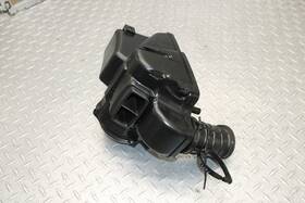13700-24b07 Suzuki 1996 Savage 650 Ls650p Airbox Air Intake Filter Box