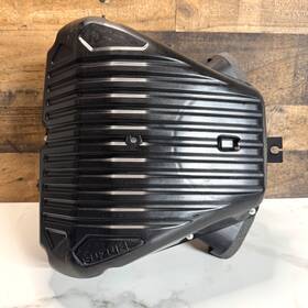 13720-10l Suzuki Gen 3 Air Cleaner Box Case Filter Mile 2022-2024 Hayabusa