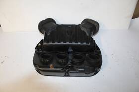 13740-35f00 Suzuki 2004 Gsxr1000 Gsx-r 1000 Airbox Air Intake Filter Box W Top Rail Injector