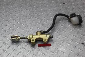2196189 Suzuki 2006 Sv650s Rear Brake Master Cylinder