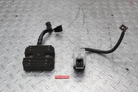 2205743 Suzuki 2004 Intruder Volusia 800 Vl800 Rectifier And Starter Solenoid