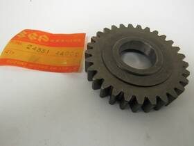 24331-44002 Suzuki Genuine Gs400 Gs500 Gs450 Gs Gsx 400 450 500 3rd Drive Gear