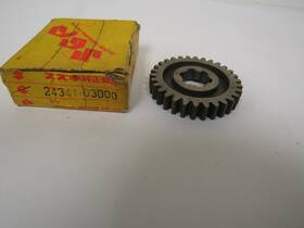 Suzuki 24341-03000 K10 K11 K15 Nos 4th Driven Gear P No