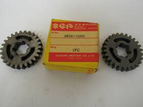 24341-11002 Suzuki Tc250 Tc 250 Transmission 4th Driven Gear Oem Nos Sold As 2