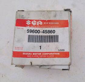 59600-45860 Suzuki Nos Oem Hayabusa Front Master Cylinder Piston And Cup Set