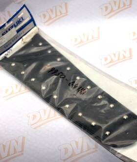 99950-64118 Suzuki New Nos Boulevard Vz Fender Panel With D No Studs