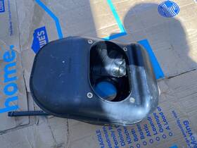 Pp-t30 Suzuki 99-02 Sv650 Airbox Air Intake Filter Box Oem W