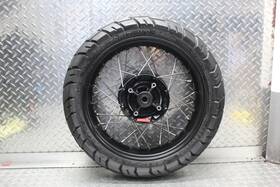 2205869 Triumph 2022 Street Scrambler 900 Rear Union Cycle Rim 17x4.25 With Shinko Tire