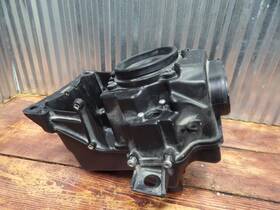 2209520 Triumph 12 Thunderbird 1600 Air Filter Box / Battery