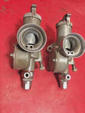 Triumph Bonneville 376/204 1959 Amal Carburetor Pair -oem- 1st T120 Complete