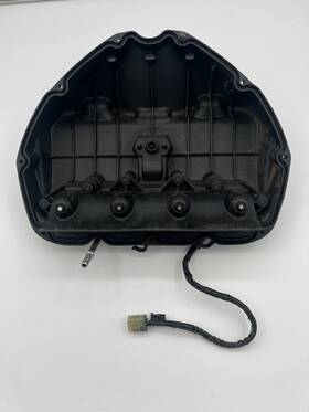 Yamaha 155451565078 2006/2007 Yzf R6 Oem Top Airbox With Injectors And Sensor Used