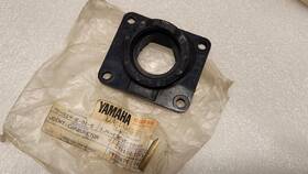 1j4-13565-00 Yamaha 76-77 Yz100 Carb Carburetor Joint Intake - Nos