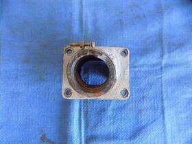 1w4-13565-00-00 Yamaha 1977 1978 Yz400 Carburetor Joint Intake Manifold