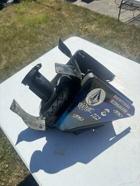 2004-yz250 Yamaha 2004 03-05 Yz250f Airbox Oem Air Filter Box Intake Cage Yz 250f