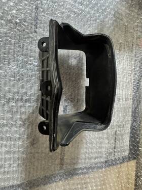 Yamaha 2cr-2838-00-00 2015 - 2019 R1 Oem Air Duct 2cr-2838n-00-00
