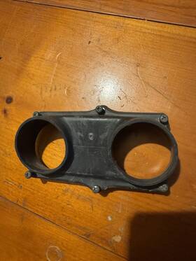 2gu144110000 Yamaha Airbox Front Case Boots Adaptor Intake Carb Clip Banshee New Oem Factory