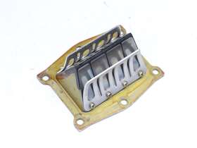 39x-13610-00-00 Yamaha 1984 84 Yz250 Yz 250 Intake Reeds Cage Reed Oem