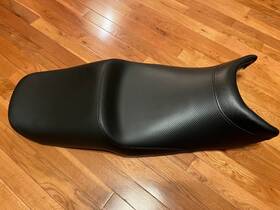 Aba-4s821-00-00 Yamaha 4s8-24730-00-00 Fz6 Comfort Seat 2006-2009 Part #aba-4s821-00-00