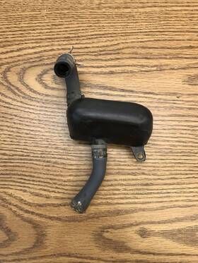 5eb-13581-01-00 Yamaha R6 Yzfr6 1999-2002 Air Chamber Part #