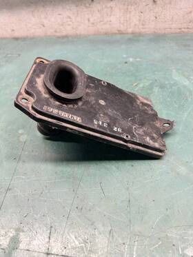 5g2-14412-00-00 Yamaha Xj750r 1981 1982 1983 Seca Maxim Air Cleaner Box Airbox Cover Lid Cap Oem